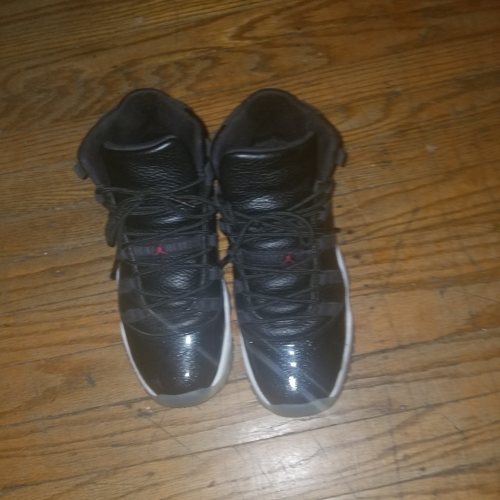 Shoes - Picture 4 of 4